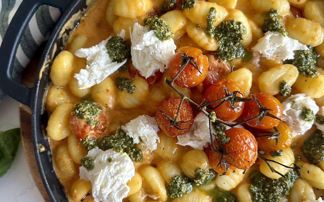 GNOCCHI CON TOMATES ASADOS Y MOZZARELLA